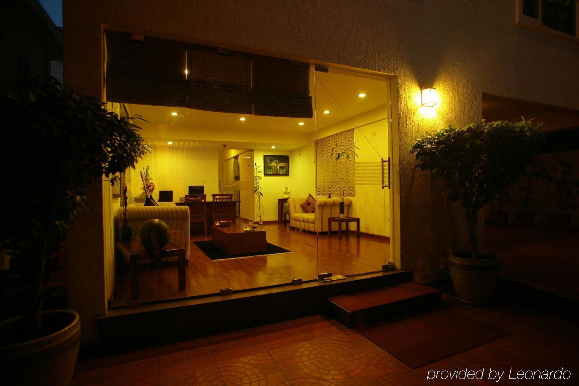 Hotel Justa Off Mg Road Bengalúr Exteriér fotografie